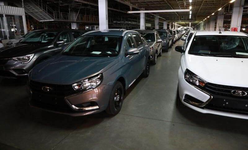 Как собирают Renault и LADA на ЗАЗе. Первые фото
