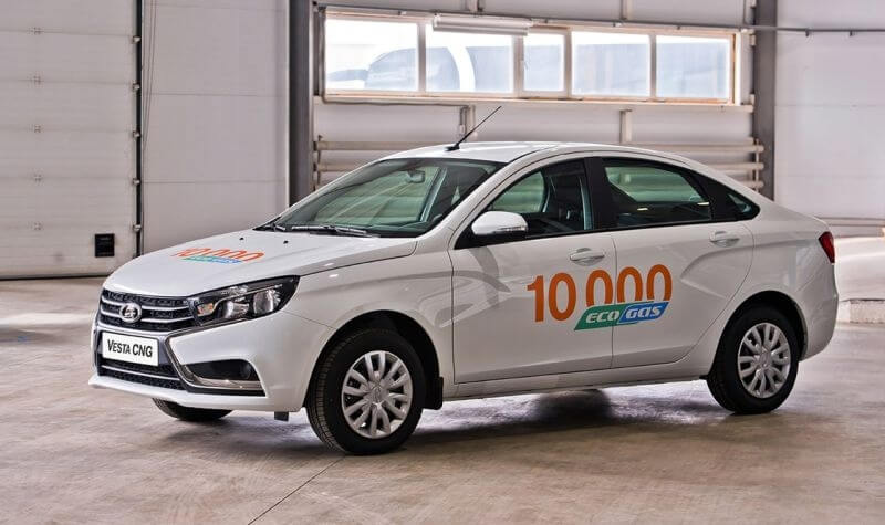 Vesta CNG стала 10-тысячным битопливным автомобилем LADA